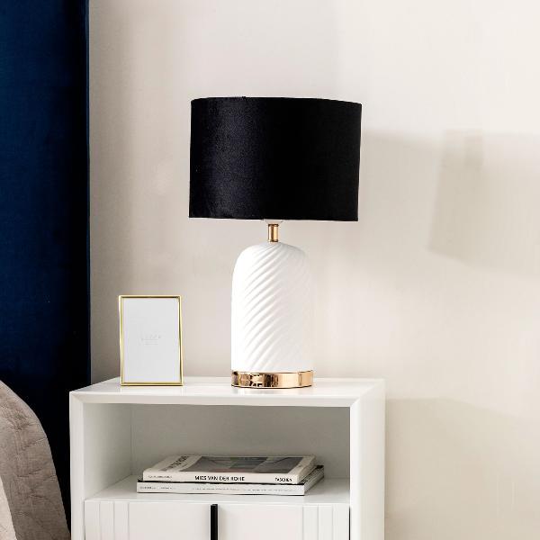 LAMPARA CERAMICA 58*28*28 CM. PANTALLA TERCIOPELO NEGRO