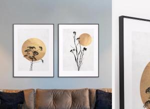 Lot de 2 tableaux avec cadres en bois 50*70 cm/unité.