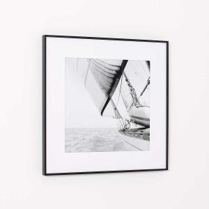 Set of 2 pictures with wooden frames 50*50 cm/unit.
