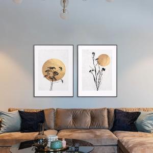 Lot de 2 tableaux avec cadres en bois 50*70 cm/unité.