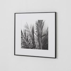 Set of 2 pictures with wooden frame 50*70 cm/unit.