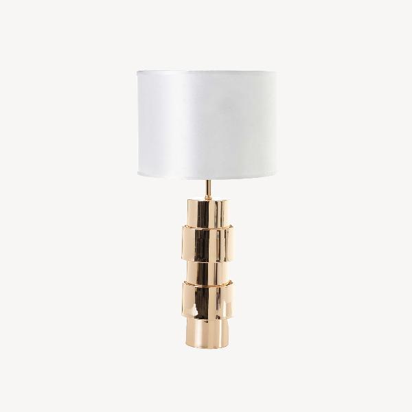 LÁMPARA CROMADA ORO 65*26 CM, PANTALLA BLANCA