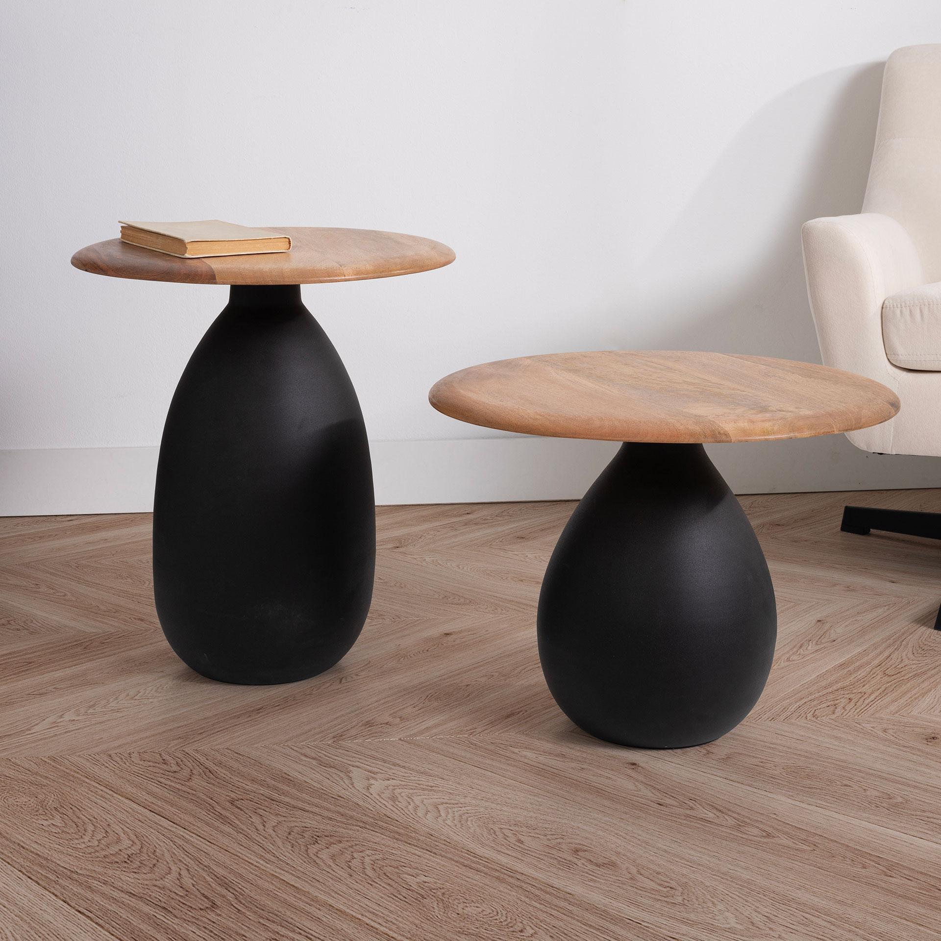 Mesa auxiliar base metal y tapa mango