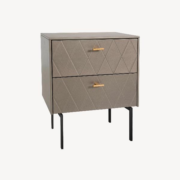 MESITA DIAMOND 2 CAJONES, GUIA FRENO (ANCHO 51 CM) 51*50.5*34 CM. LACADO PERLADO