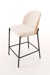 Taburete Ingrid, asiento chapa roble curvado y tapizado beige