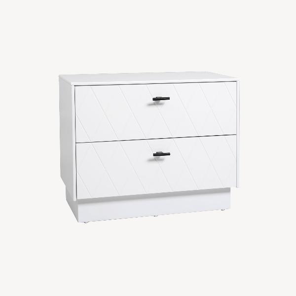 MESITA DIAMOND 2 CAJONES, GUIA FRENO (ANCHO 61 CM) 61*50.5*34 CM. LACADO BLANCO