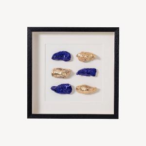 Display case with wooden frame 50*50 cm