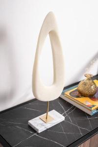 Polyresin sculpture 53 cm