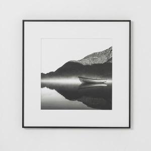 Set of 2 pictures with wooden frame 50*70 cm/unit.