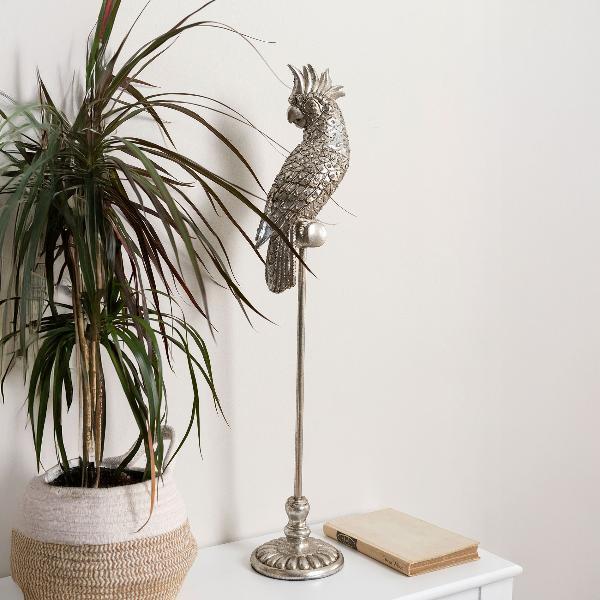 LORO PLATA RESINA SOBRE PEDESTAL 69 CM