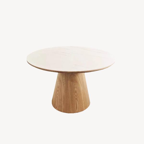 MESA COMEDOR REDONDA 120 CM. TAPA PORCELANICO BLANCO, PIE CHAPA ROBLE. ALTURA 76 CM