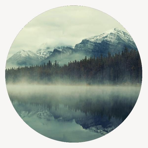 CUADRO REDONDO METRACRILATO. BOSQUE Y MONTAÑAS NEVADAS (ELEGIR TAMAÑO)