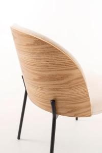 Silla Ingrid, asiento chapa roble y tapizado beige. 80*51*59 cm