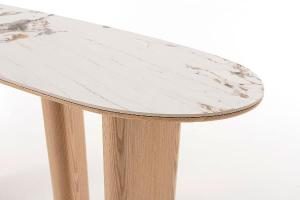 Consola Melani, chapa roble y porcelanico blanco