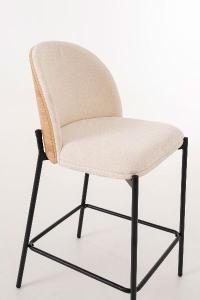 Taburete Ingrid, asiento chapa roble curvado y tapizado beige