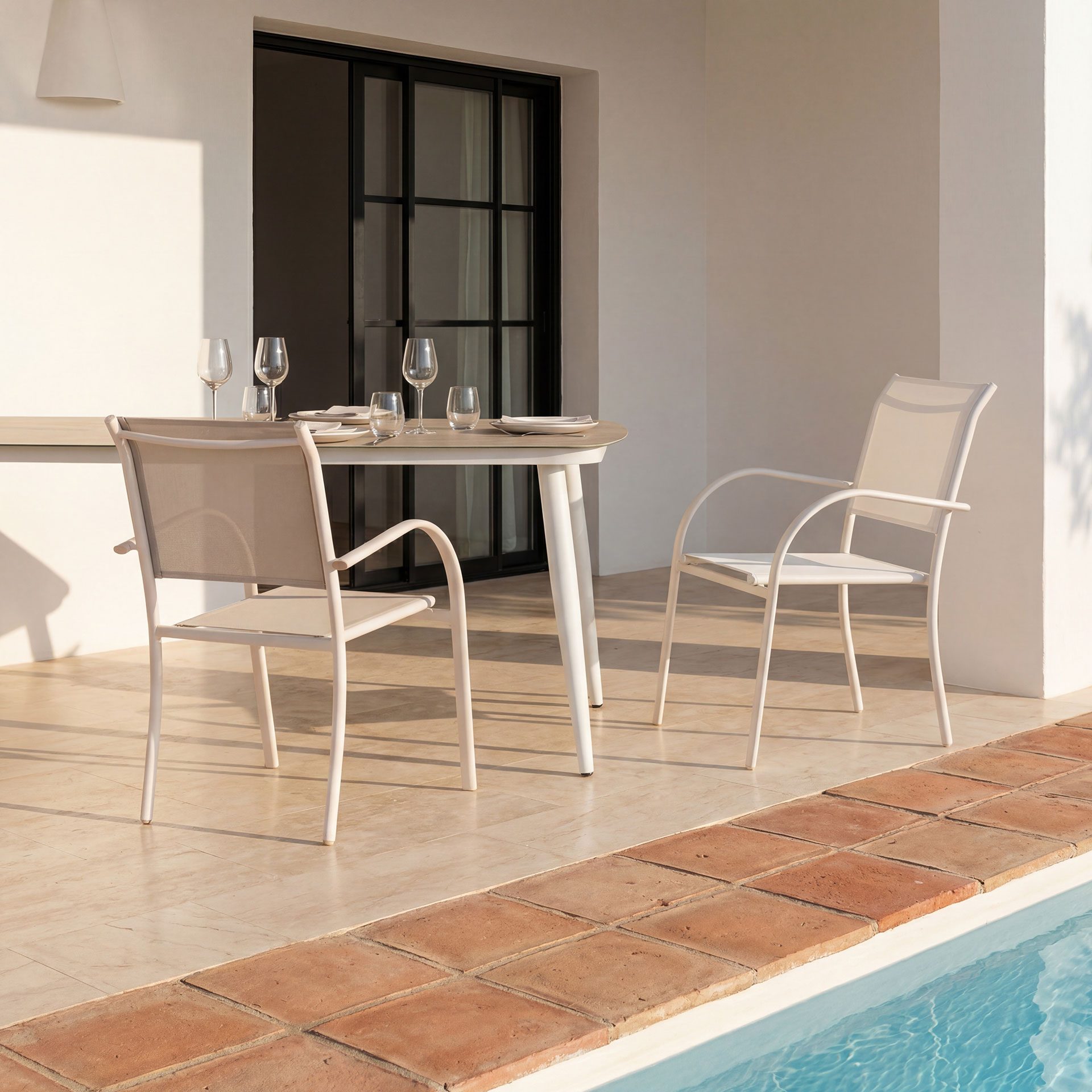 Silla Valentina apilable, aluminio Blanco y textilene blanco