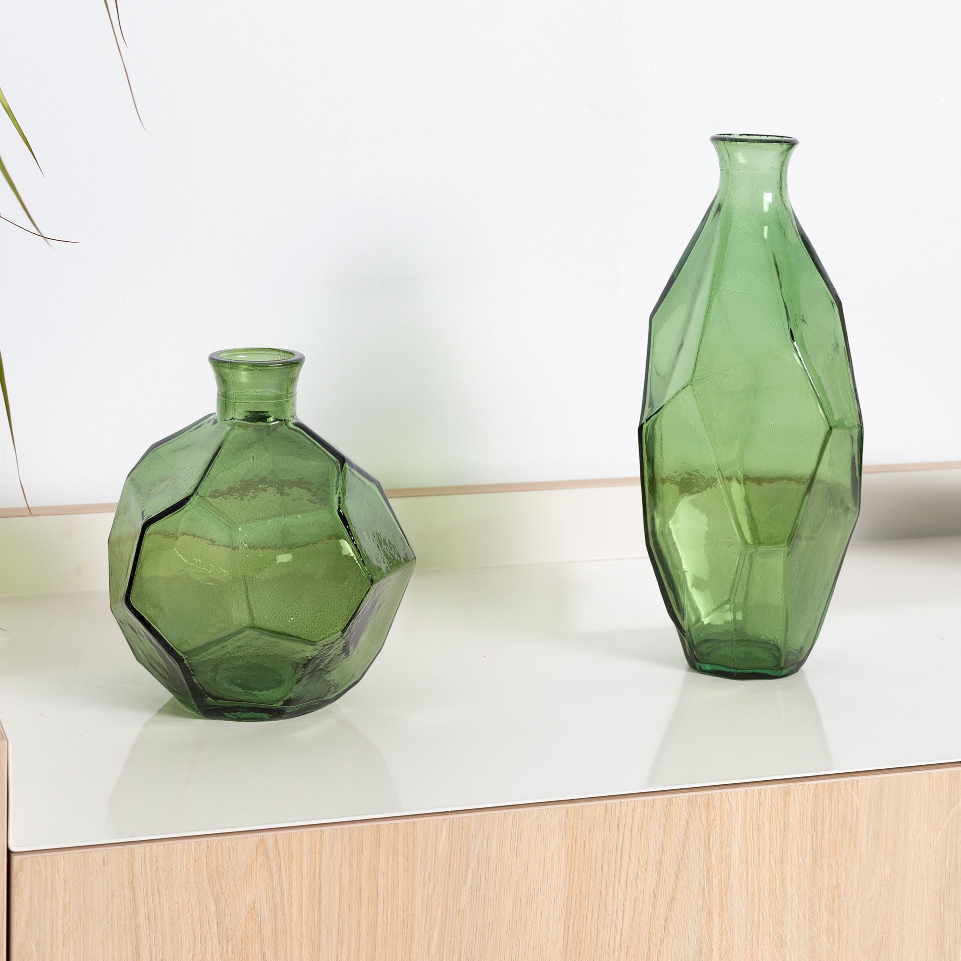 Set 2 jarrones verde 31 y 18 cm