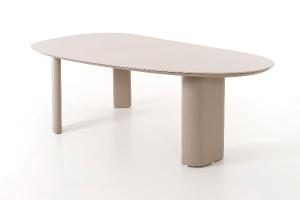 Mesa exterior Paula, color taupe y tapa ceramica beige. 240*75*120 cm