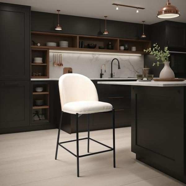 TABURETE INGRID 90*51*59 CM, ASIENTO CHAPA ROBLE CURVADO, TAPIZADO BEIGE Y PATAS METALICAS EN NEGRO, TEJIDO AQUACLEAN