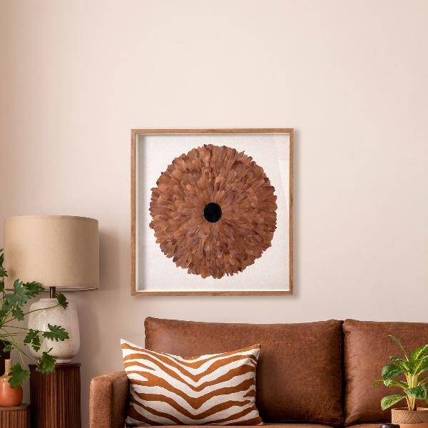 CUADRO VITRINA 100*100 CM, MARCO ROBLE Y PLUMAS CORAL CON PIEDRA CRISTAL