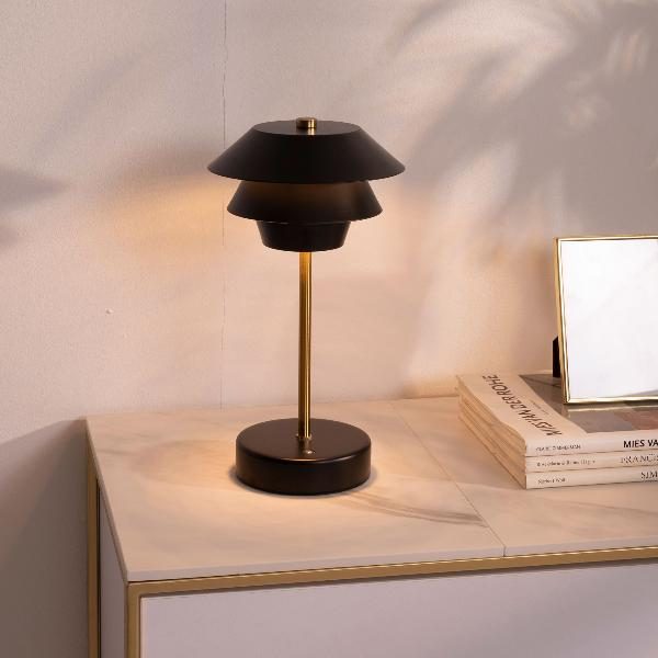 LÁMPARA PORTATIL POUL NEGRO Y DORADO. 31*17 CM