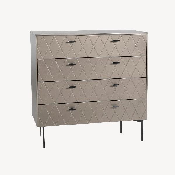 COMODA DIAMOND 4 CAJONES, GUIA FRENO 102*90.5*42 CM. LACADO PERLADO