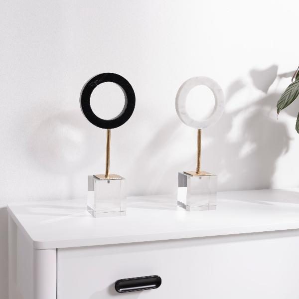 ESCULTURAS CIRCULO MARMOL, BASE METRACRILATO TRANSPARENTE