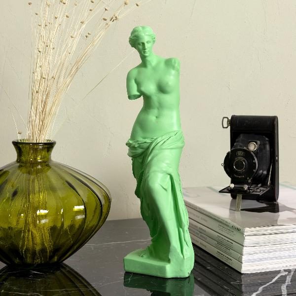 ESCULTURA RESINA VENUS VERDE 30 CM