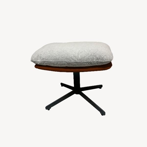 BANQUETA REPOSAPIES 42*52*40 CM.TAPIZADO ROJO CALDERA (ANTIMANCHAS, IGNIFUGO, ANTIARAÑAZOS MASCOTAS)