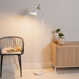 Lámpara de suelo de metal color blanco. 140*35*28 cm