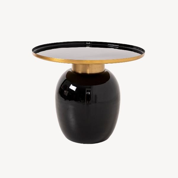 MESA AUXILIAR 50*50*42 CM. BASE METAL DORADO Y ESMALTADO NEGRO