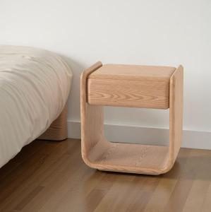 Mesita Pompeya en chapa roble