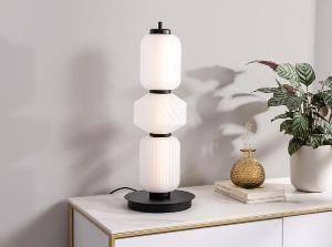 Lámpara Boheme con tulipas cristal blanco. 53*20*20 cm