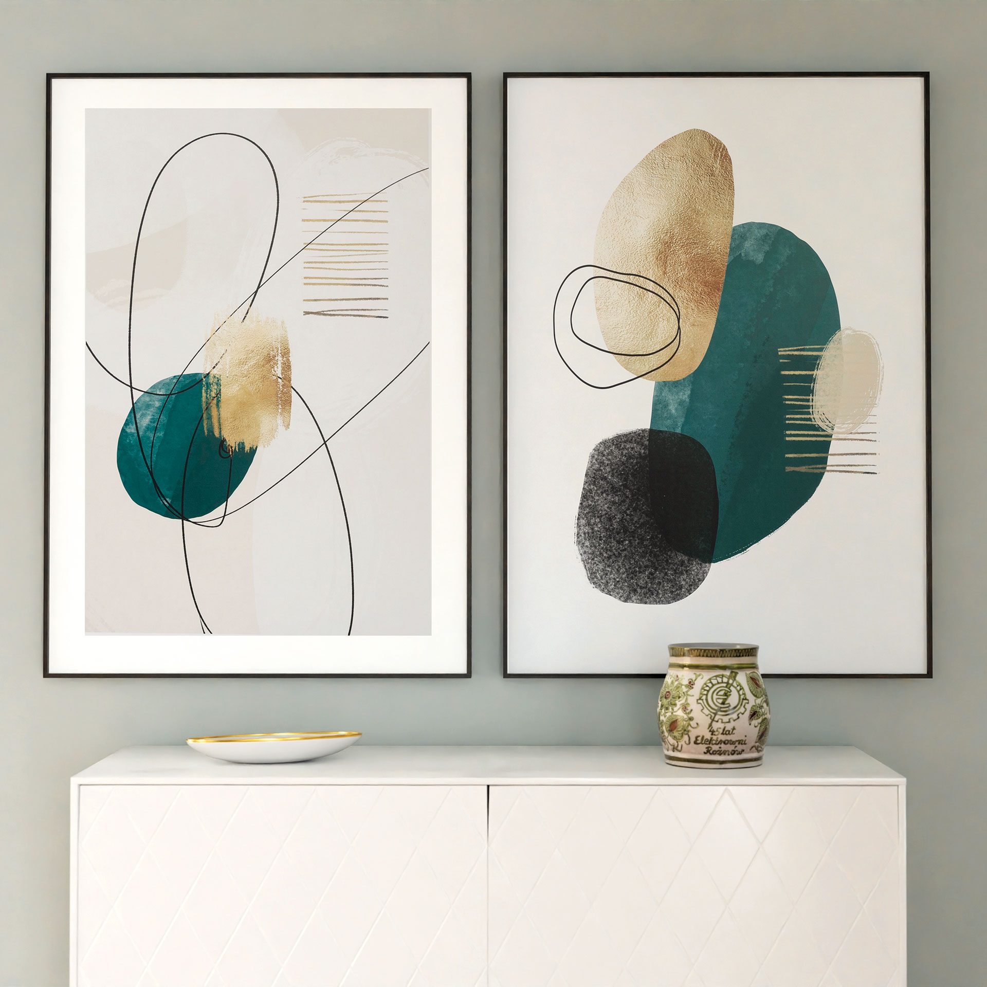 Set de 2 cuadros con marco de madera. 50*70 cm/ud.