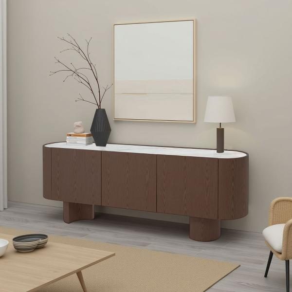 APARADOR POMPEYA. 3 PUERTAS. CHAPA NOGAL Y PORCELÁNICO BLANCO. 221*45.5*80.5 CM