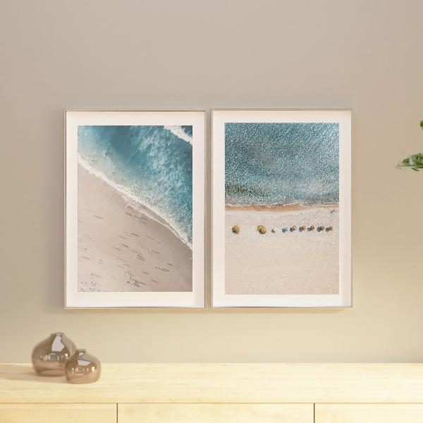 SET 2 LÁMINAS IMPRESAS 50X70CM. MARCO COLOR ROBLE