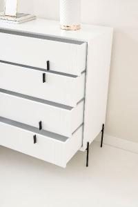 Cómoda Milán 4 cajones acabado lacado