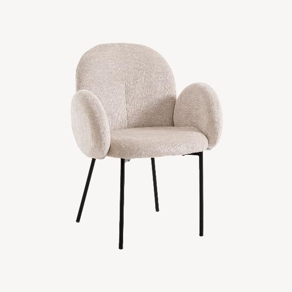 SILLA MARGOT, TAPIZADO BLANCO HUESO, PATAS METAL NEGRO