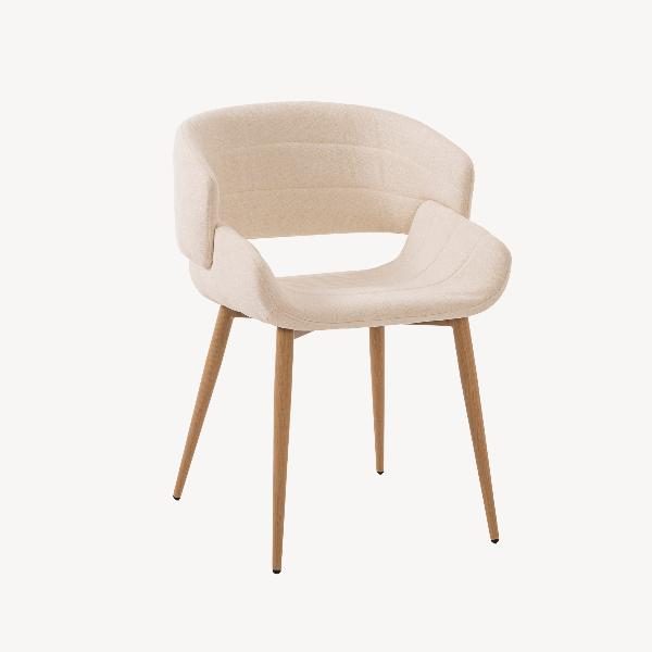 SILLA GRETA 77*57*60 CM, ASIENTO CURVADO TAPIZADO BLANCO HUESO CON TELA  EASYCLEAN Y PATAS METALICAS