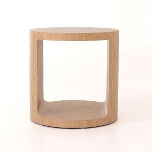 Mesita auxiliar Judith, chapa madera roble 50*50*50 cm