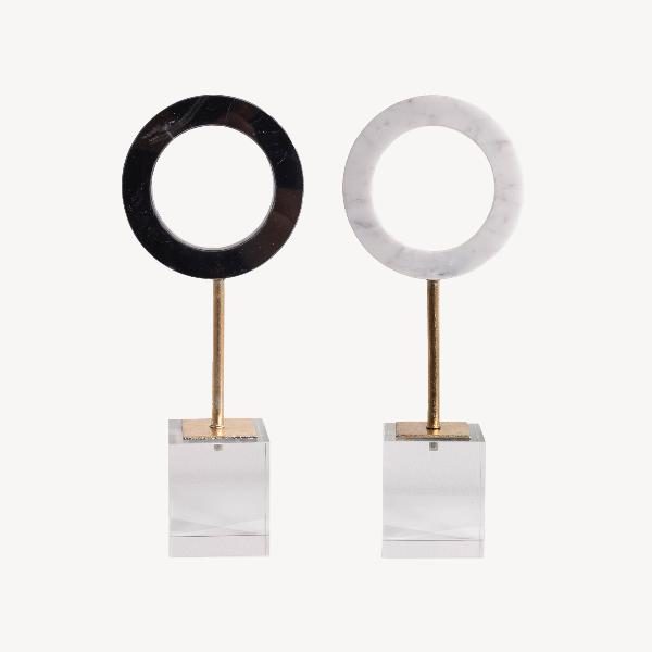 ESCULTURAS CIRCULO MARMOL, BASE METRACRILATO TRANSPARENTE