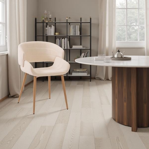 SILLA GRETA 77*57*60 CM, ASIENTO CURVADO TAPIZADO BLANCO HUESO CON TELA  EASYCLEAN Y PATAS METALICAS