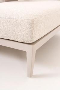 Sofia reclining sun lounger, beige aluminum and beige textilene.