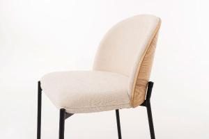 Taburete Ingrid, asiento chapa roble curvado y tapizado beige