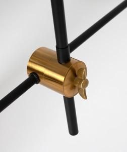 Lámpara de techo con tulipas blancas. 55*100*55 cm