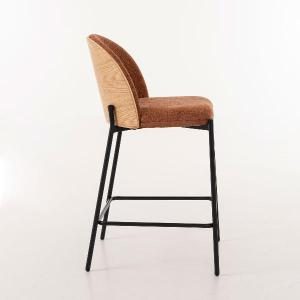 Taburete Ingrid, asiento chapa roble curvado y tapizado caldera