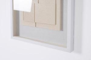 Cuadro vitrina con marco madera 60*80 cm