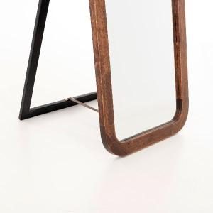 Espejo de suelo con marco de madera nogal